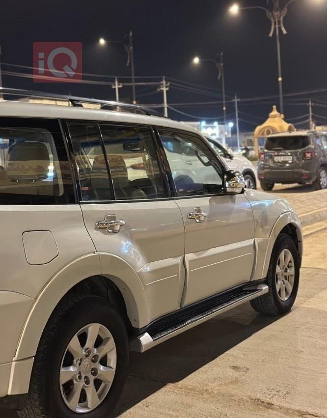 ميتسوبيشي باجيرو